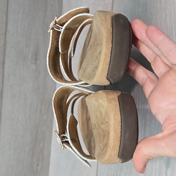 Vionic Women's Skylar Leather Strappy Sandals Flats Shoes Sz10 - Picture 5 of 9